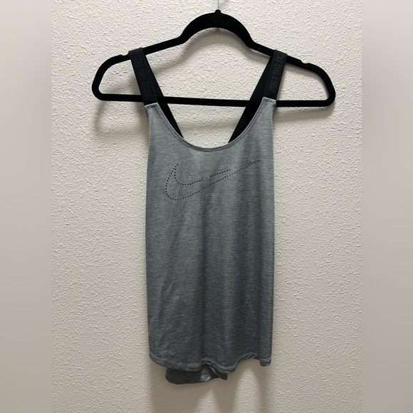 Nike‎ Dri Fit Tank Top - Picture 1 of 9